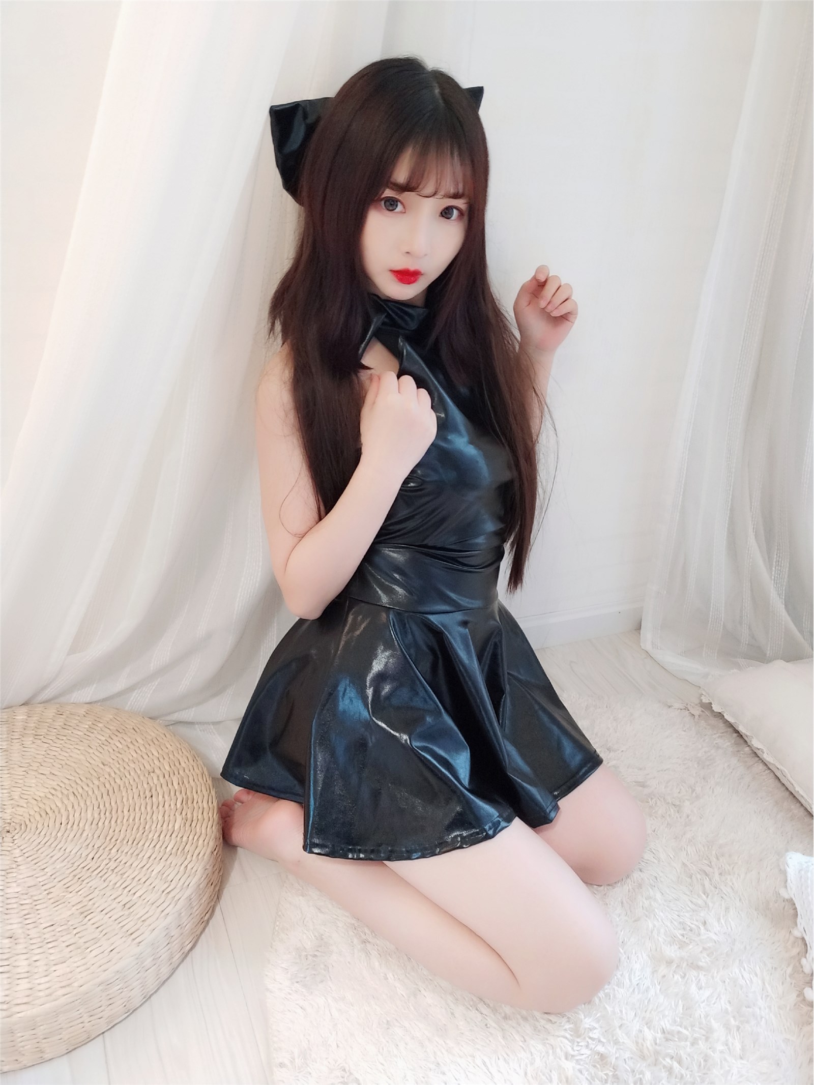 Guchuan no.042 black dress barefoot(34)